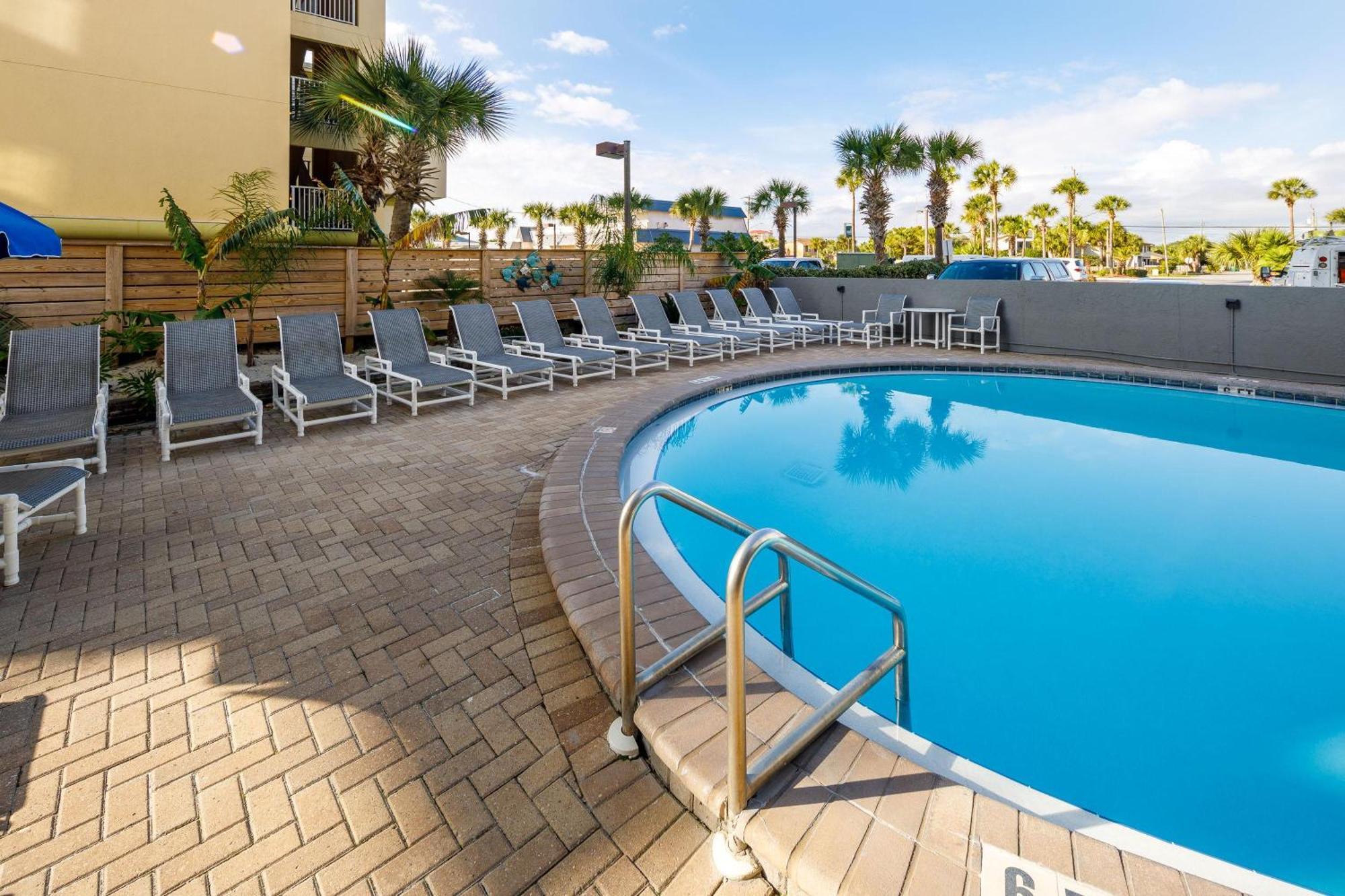 Nautilus 1201 - Gulf Front 2 Bedroom Huge Wrap Around Balcony 2Nd Floor! Fort Walton Beach Zewnętrze zdjęcie